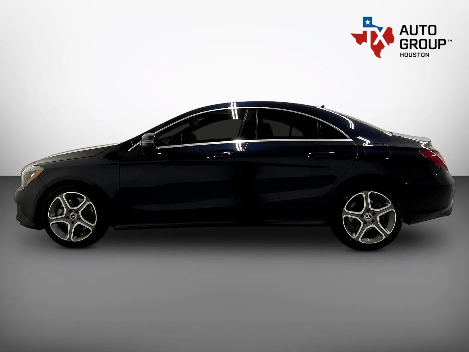 Used 2017 Mercedes-Benz CLA 250 image 10
