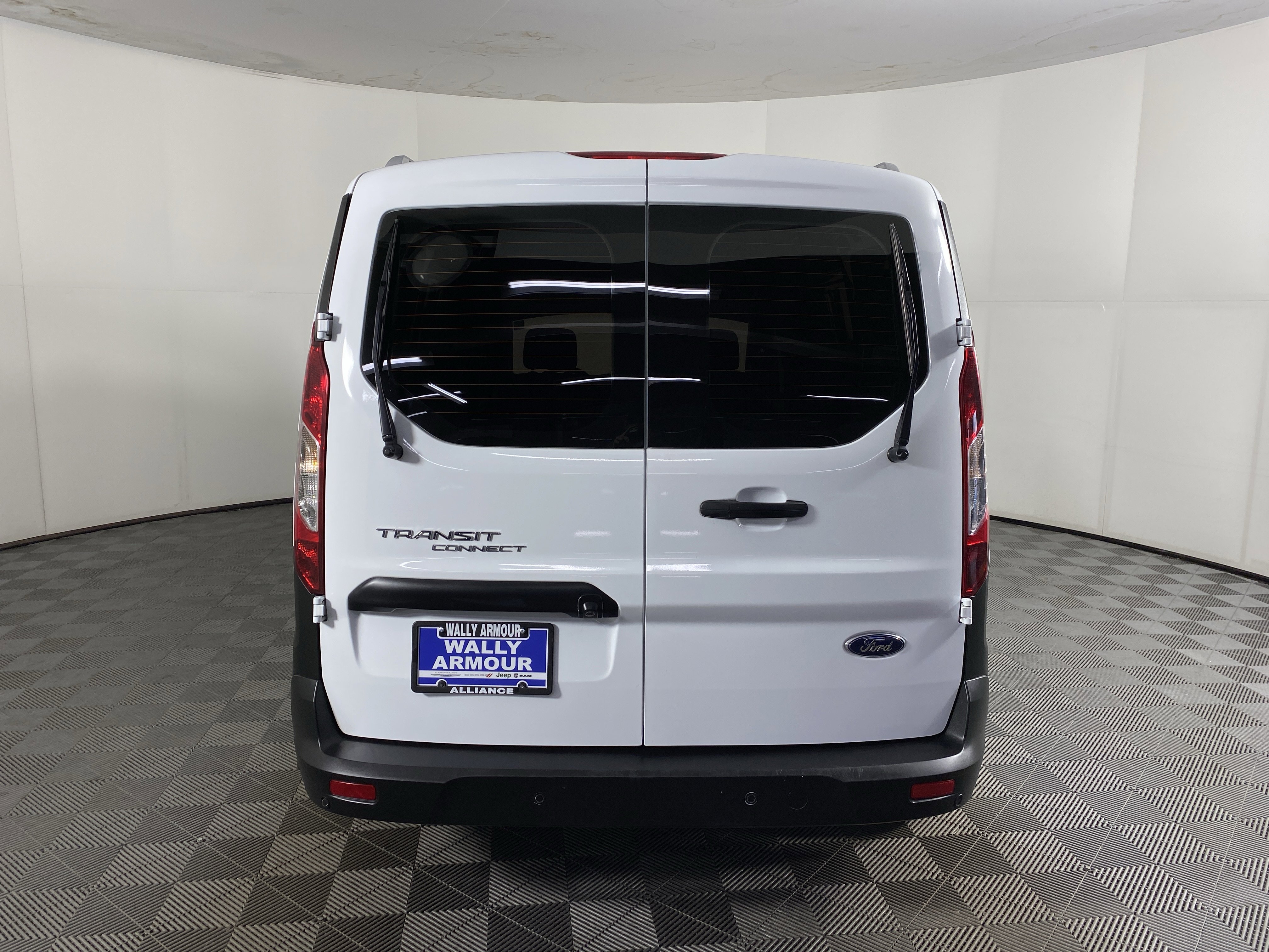 Used 2023 Ford Transit Connect XL image 7