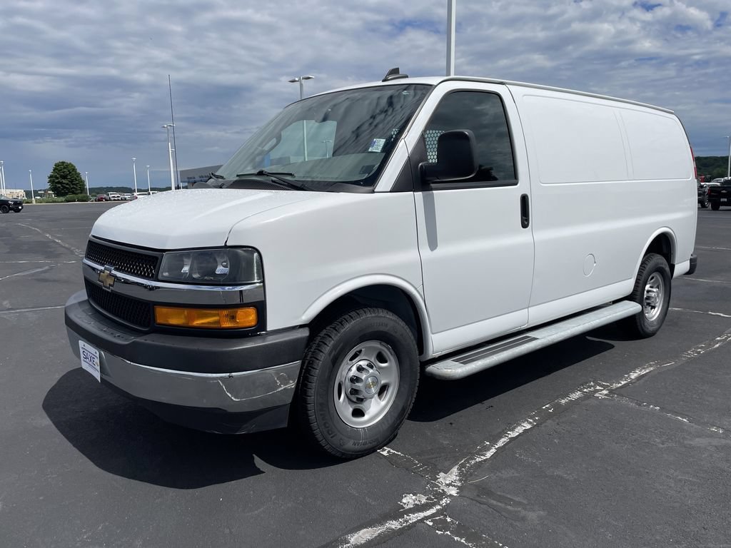 Used 2024 Chevrolet Express 2500 w/ Driver Convenience Package RWD image 1