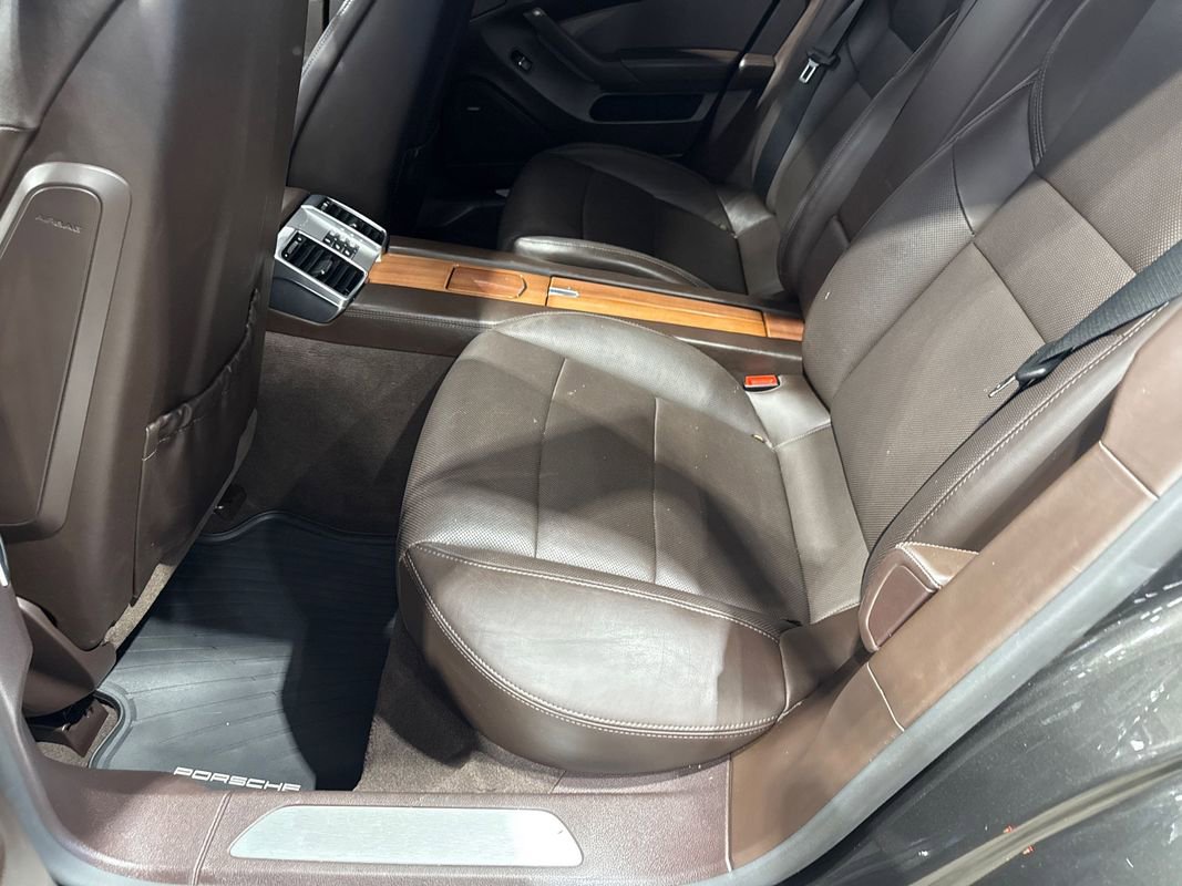 Used 2013 Porsche Panamera 4S image 86