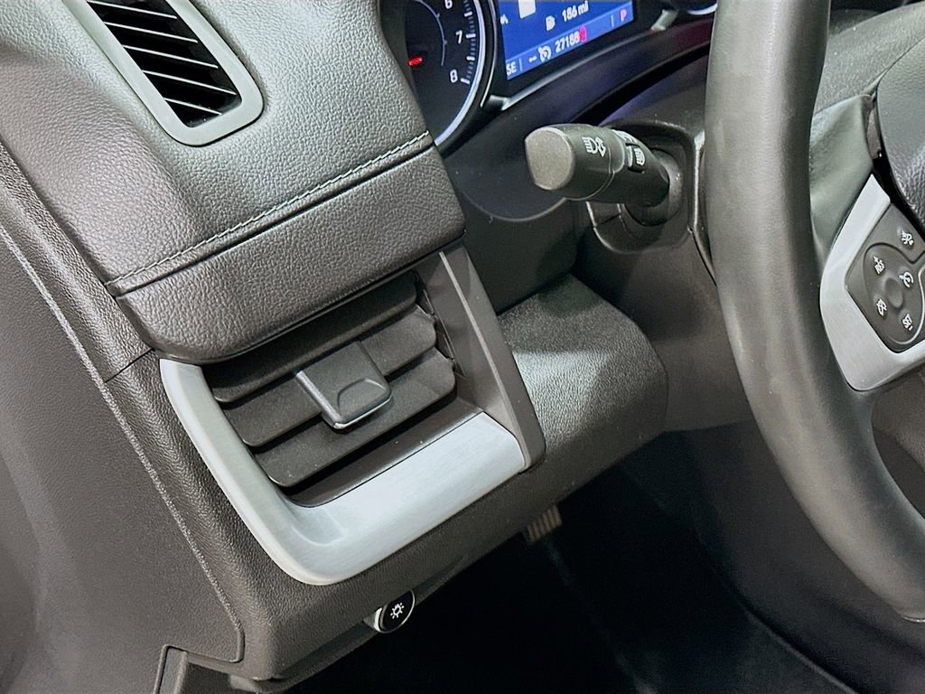 Used 2023 GMC Terrain SLT w/ Infotainment Package II FWD image 10