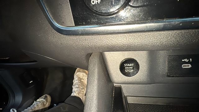 Used 2024 Nissan Rogue S image 16