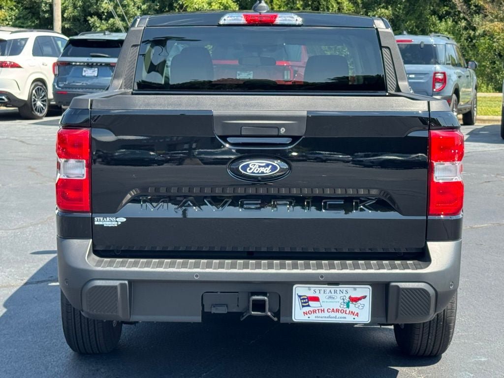 New 2025 Ford Maverick XLT w/ XLT Luxury Package FWD image 17