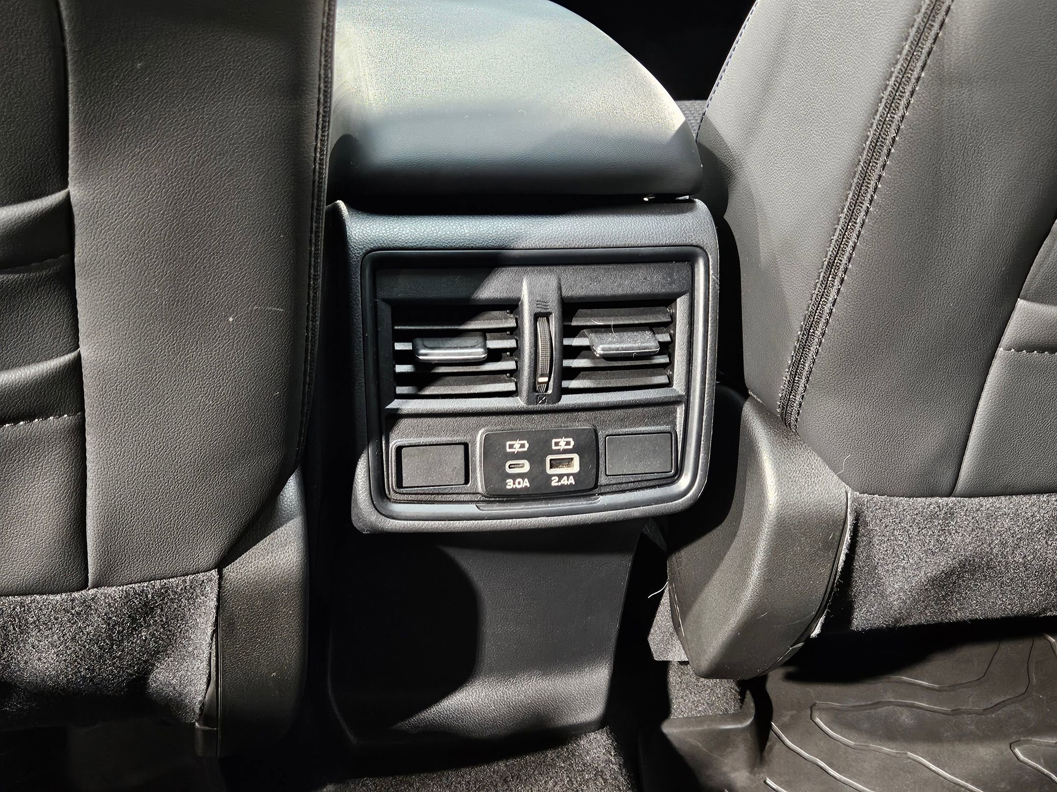 Used 2025 Subaru Forester Premium w/ Convenience Package #1 AWD/4WD image 38