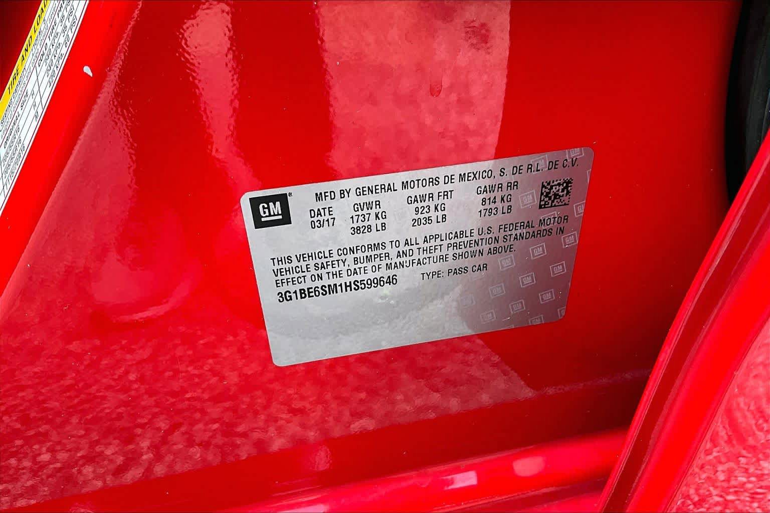 Used 2017 Chevrolet Cruze LT w/ Convenience Package FWD image 34
