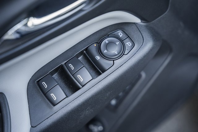 Used 2021 Chevrolet Equinox Premier image 41