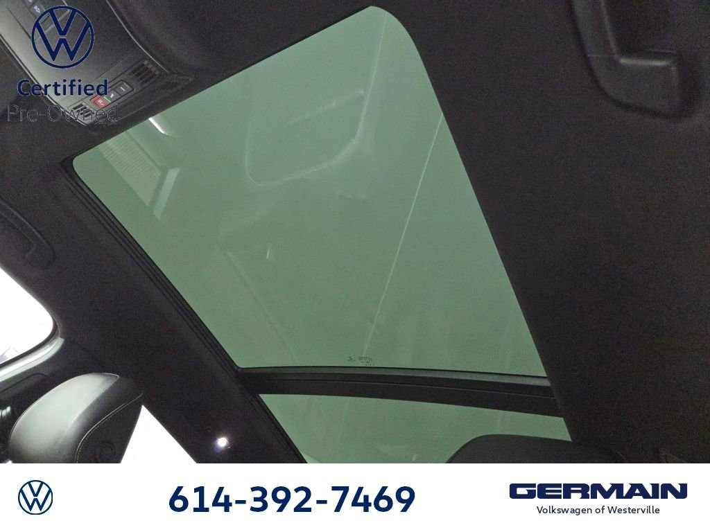 Used 2022 Volkswagen Tiguan SE R-Line image 34