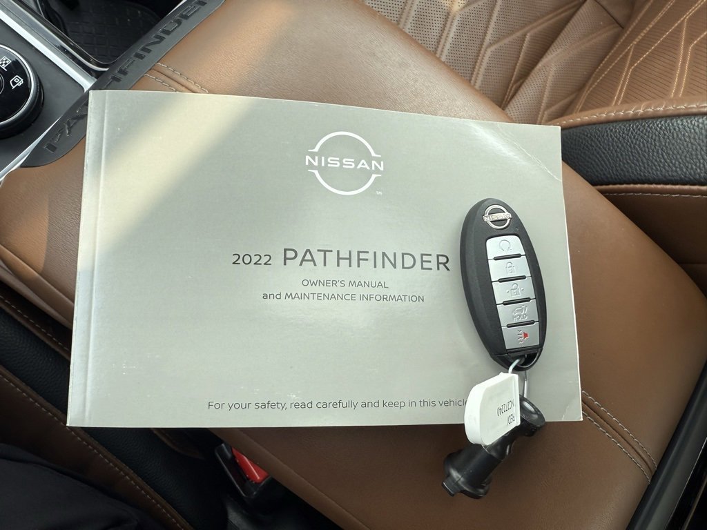 Used 2022 Nissan Pathfinder Platinum w/ Cargo Package image 46