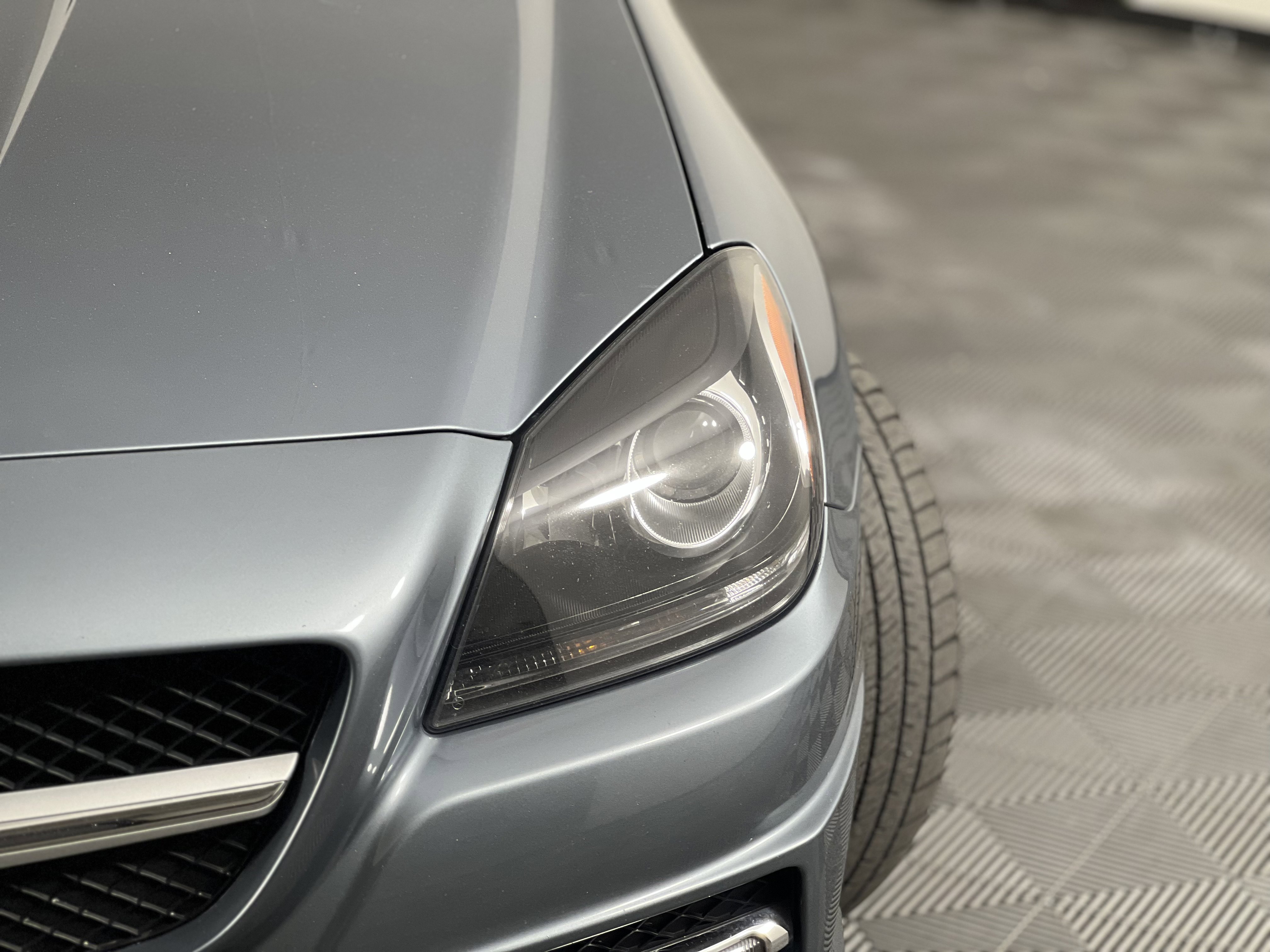 Used 2012 Mercedes-Benz SLK 350 image 8