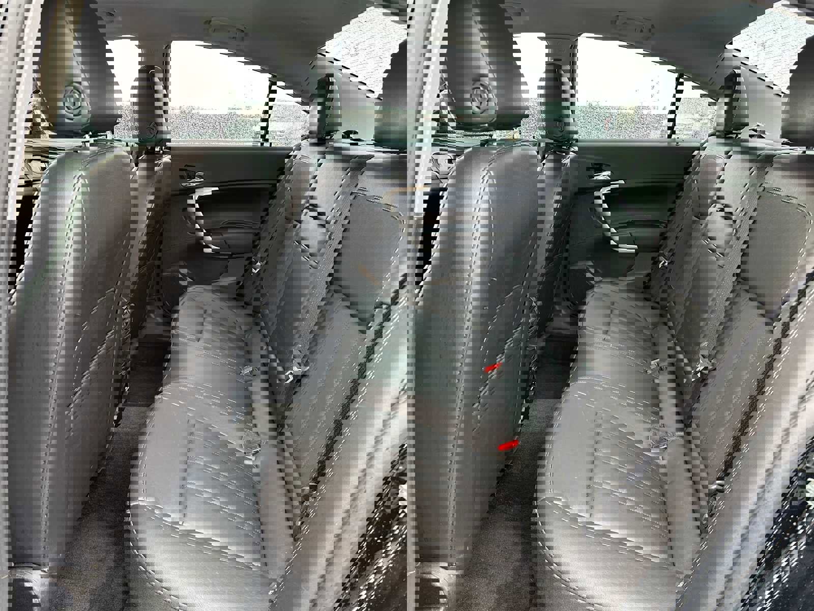 Used 2017 Buick Regal Premium w/ Driver Confidence Package #1 image 16