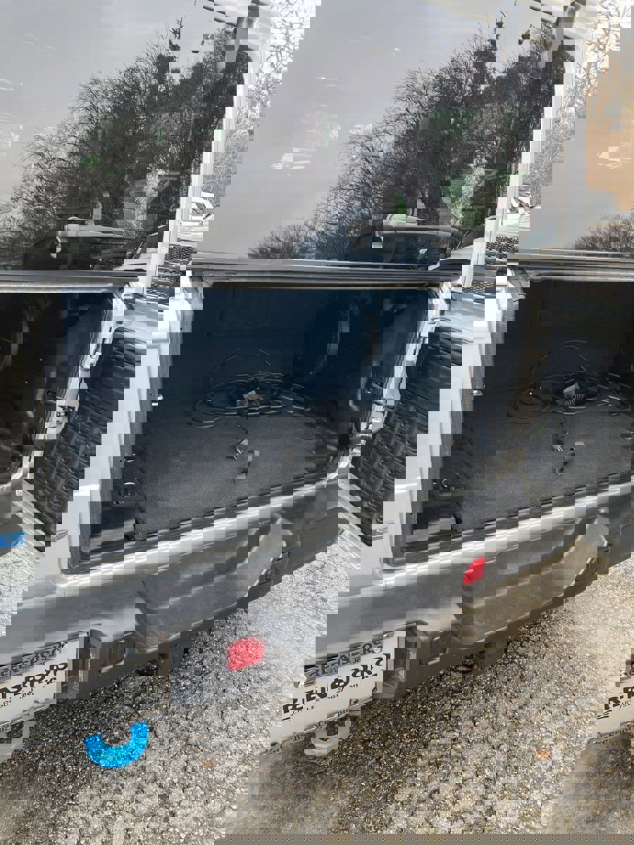 Used 2023 Jeep Wrangler Sahara image 13