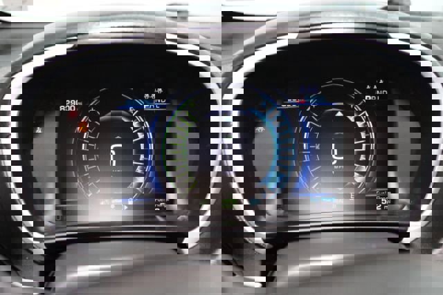 Used 2016 Chevrolet Volt LT w/ Comfort Package image 20