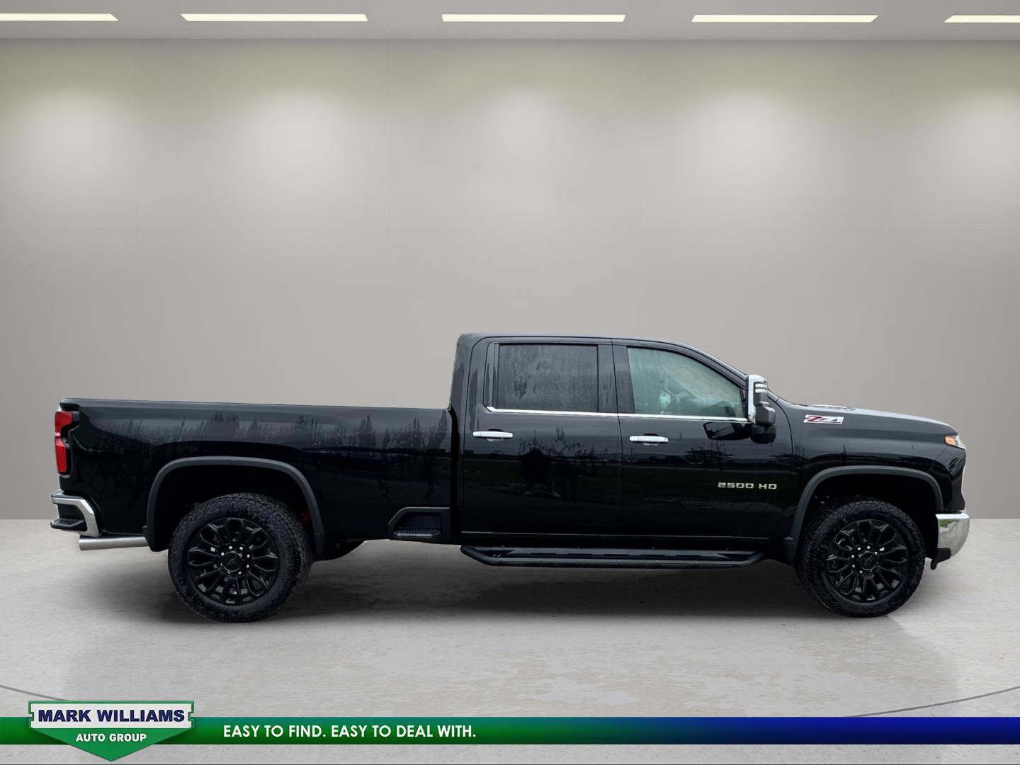New 2025 Chevrolet Silverado 2500 LTZ w/ LTZ Premium Package AWD/4WD image 2