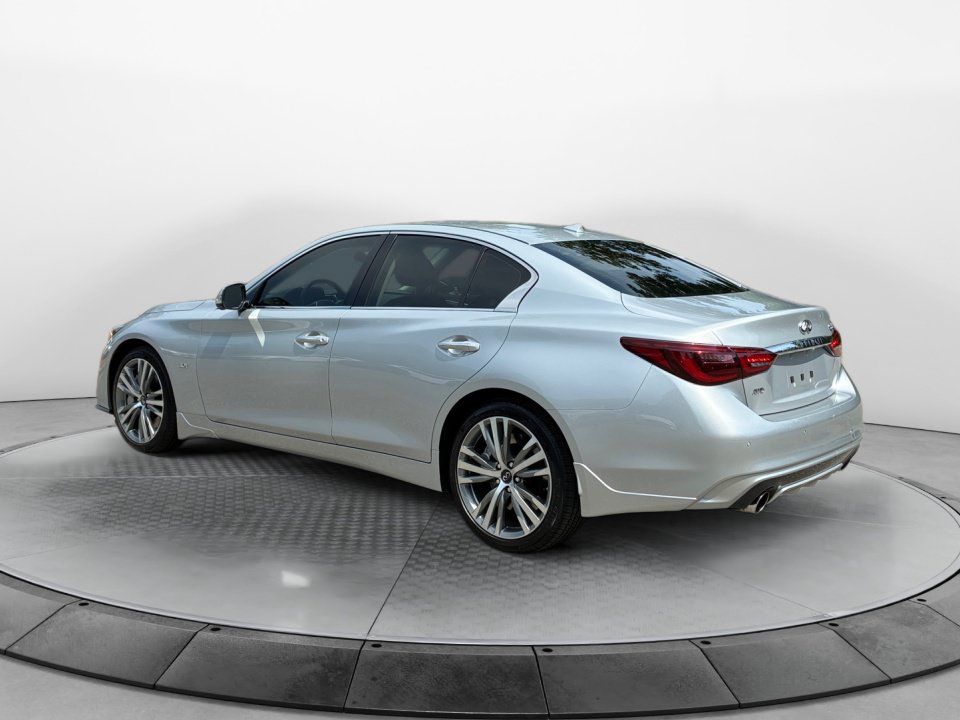 Used 2018 INFINITI Q50 Sport w/ Sensory Package (Sport) AWD/4WD image 5
