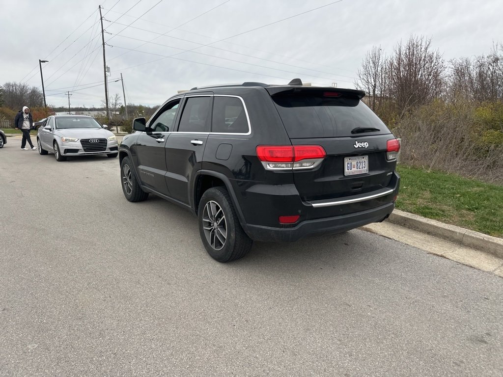 Used 2017 Jeep Grand Cherokee Limited image 7