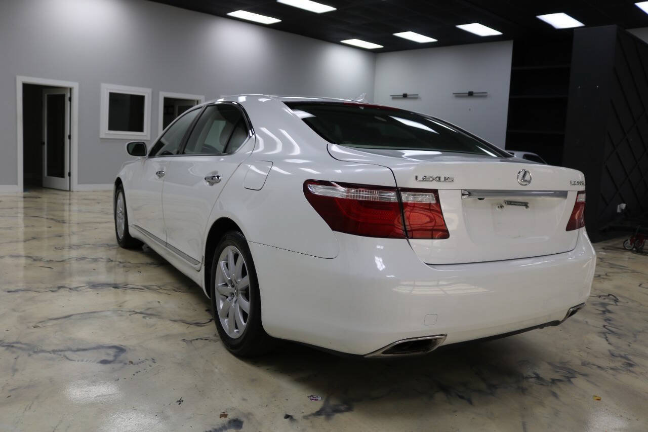 Used 2008 Lexus LS 460 L RWD image 28