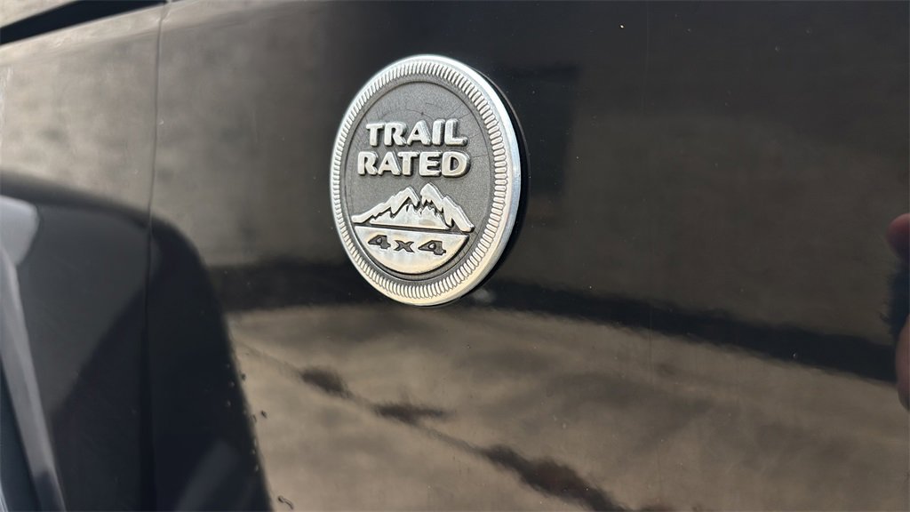 Used 2012 Jeep Wrangler Unlimited Sahara w/ Dual Top Group image 30