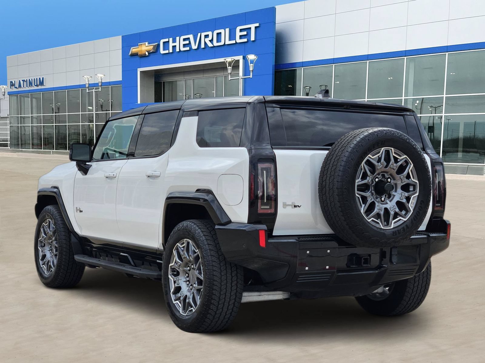 Used 2025 GMC Hummer EV 3X AWD/4WD image 4