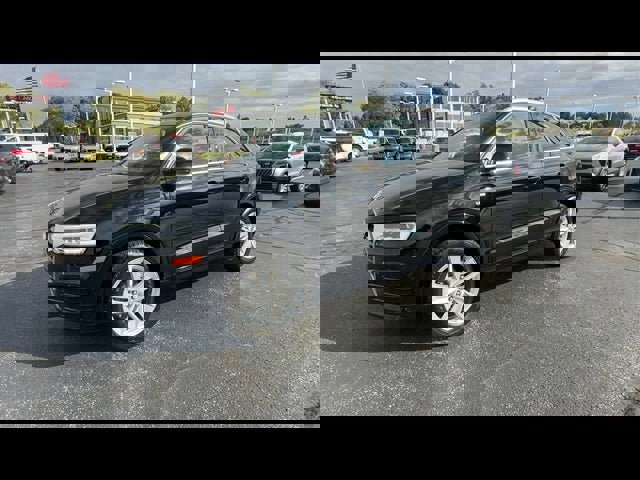 Used 2018 Audi Q3 2.0T Premium Plus w/ Premium Plus Package image 4