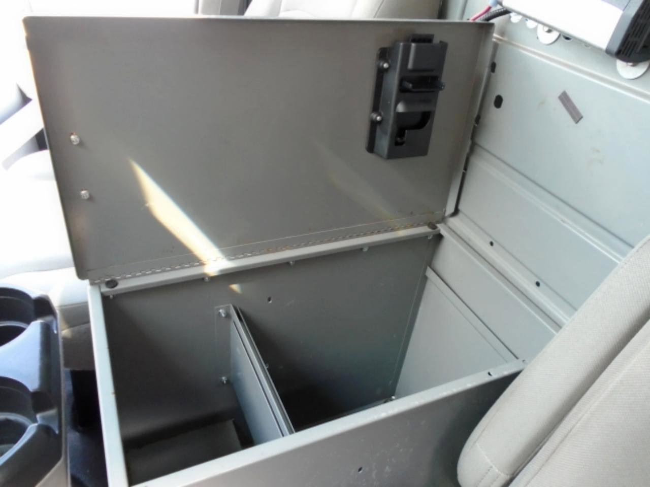 Used 2013 Ford E-250 and Econoline 250 w/ PWR Group RWD image 22