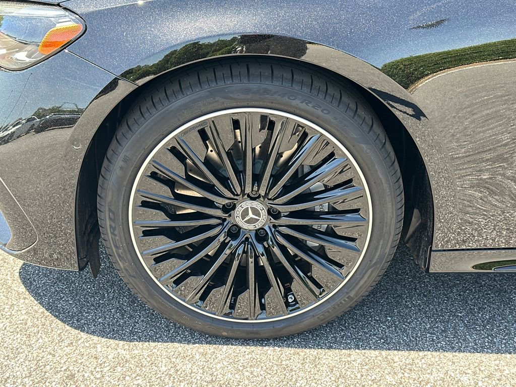 New 2026 Mercedes-Benz E 450 4MATIC Sedan image 12