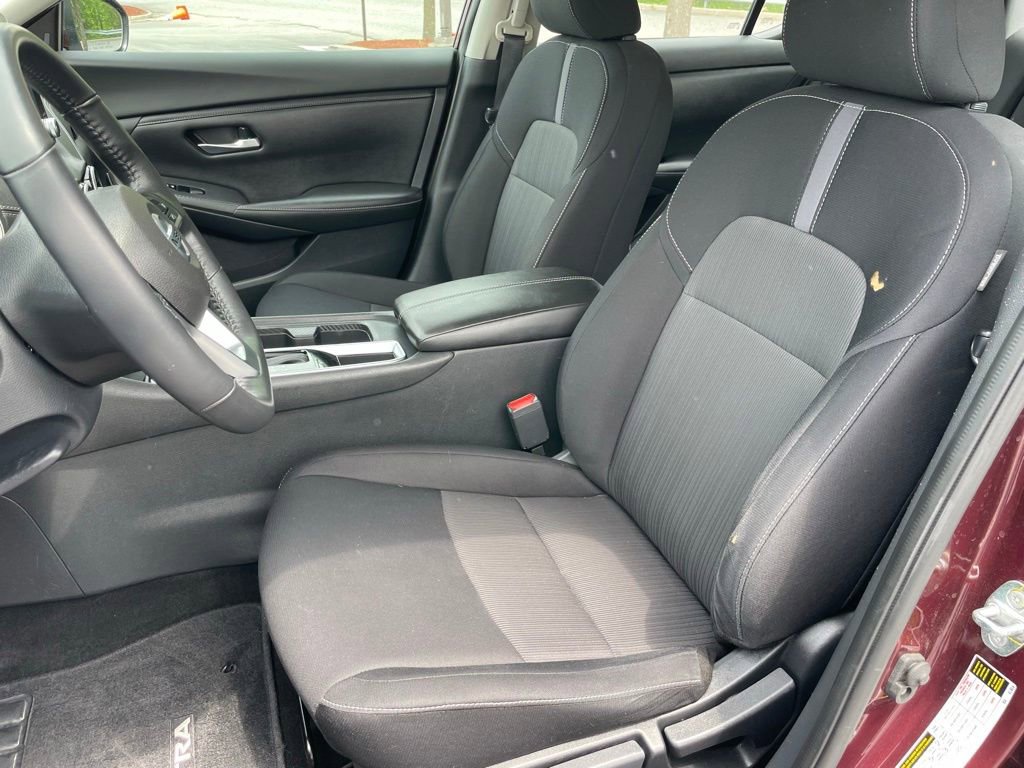 Used 2022 Nissan Sentra SV w/ Trunk Package image 6