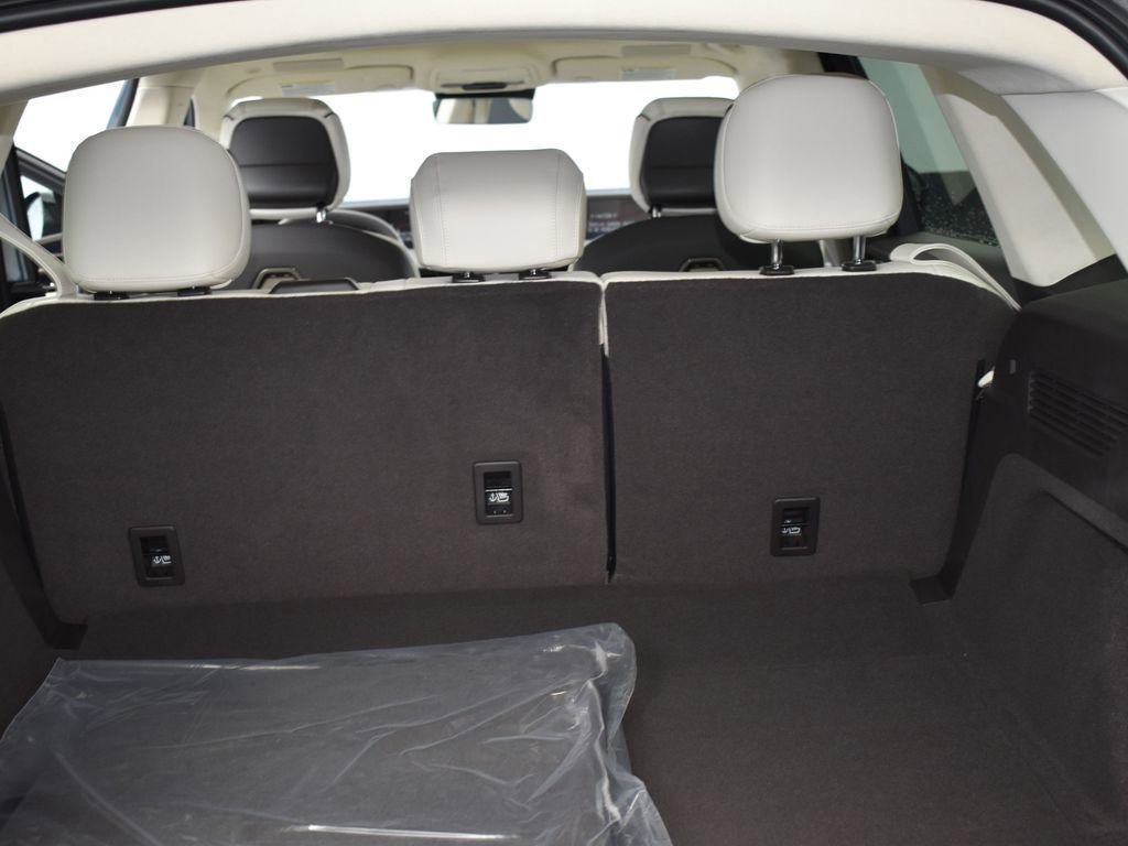 New 2026 Lincoln Nautilus Black Label image 13