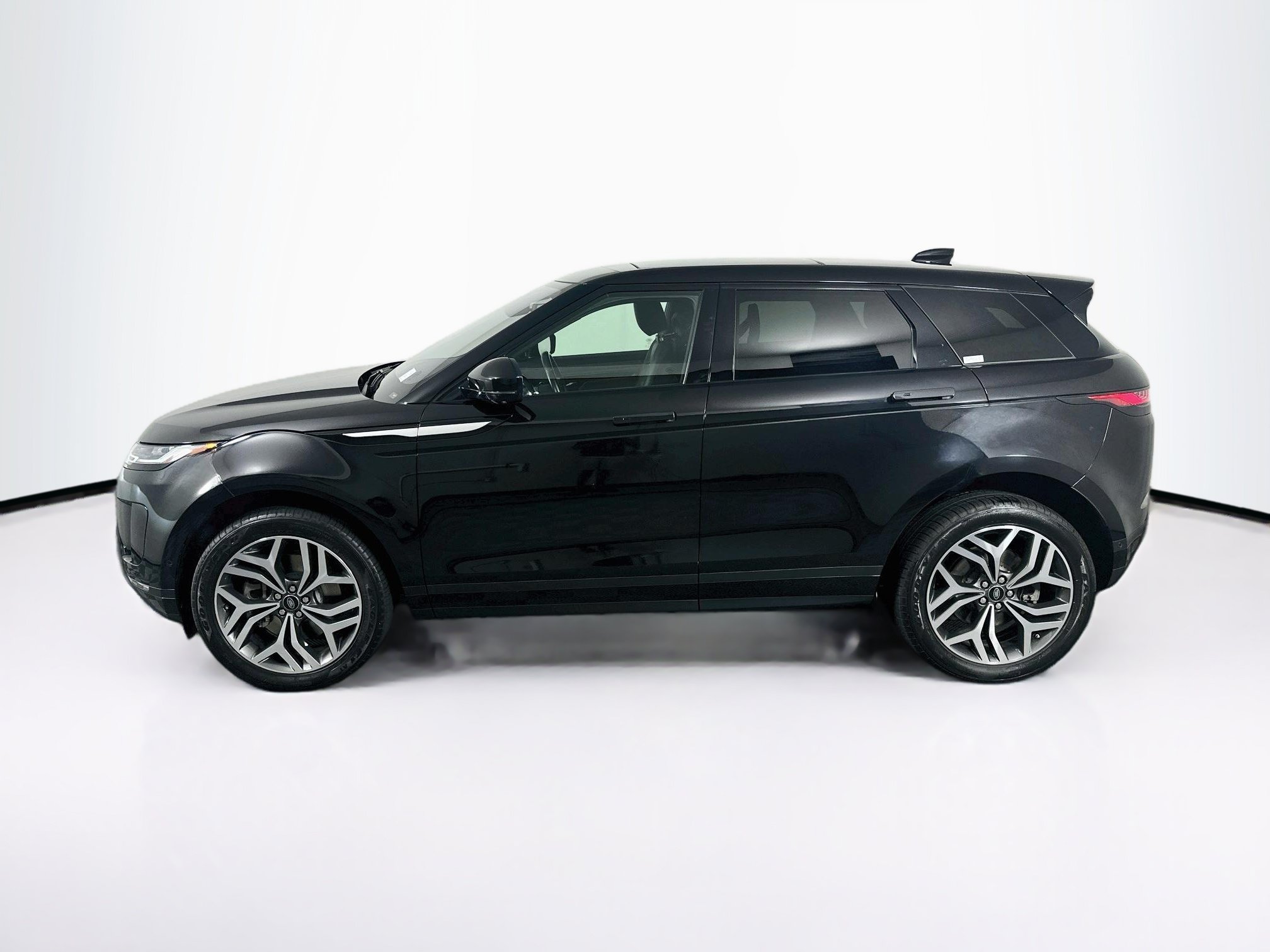 Used 2021 Land Rover Range Rover Evoque SE AWD/4WD image 4