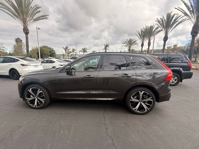 Used 2025 Volvo XC60 B5 Ultra w/ Protection Package Premier AWD/4WD image 4