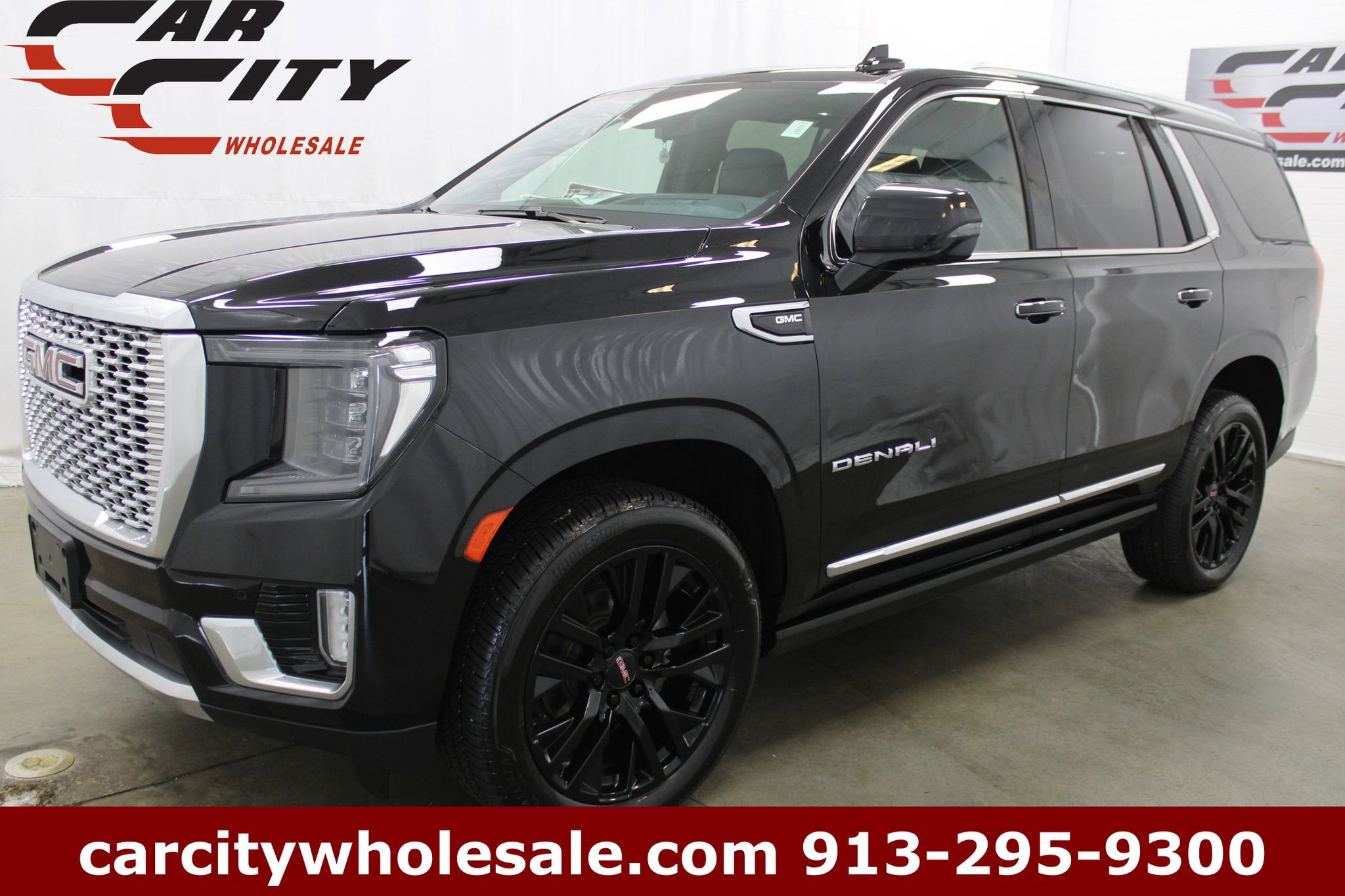 Used 2023 GMC Yukon Denali image 1
