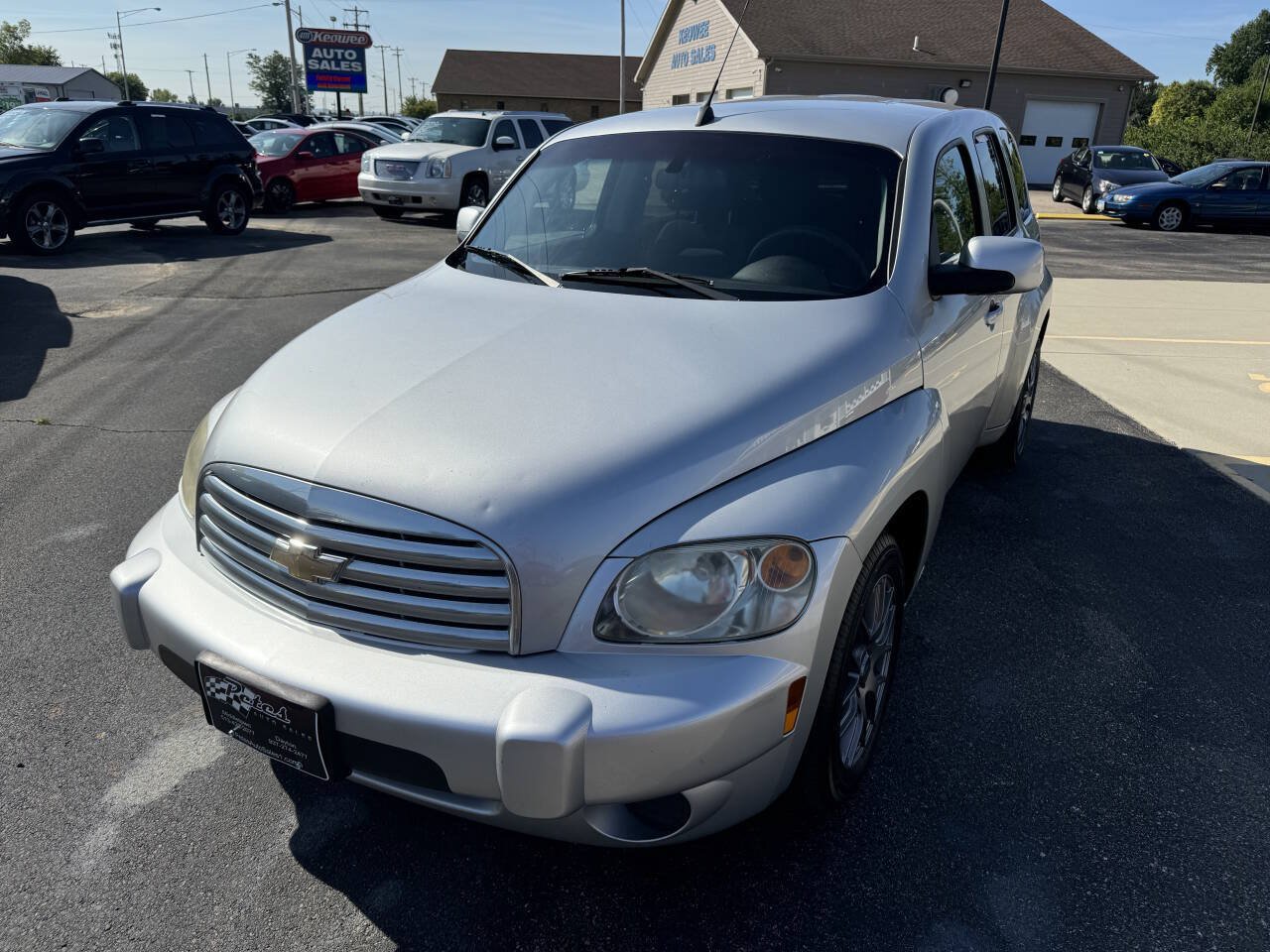 Used 2010 Chevrolet HHR LT FWD image 5