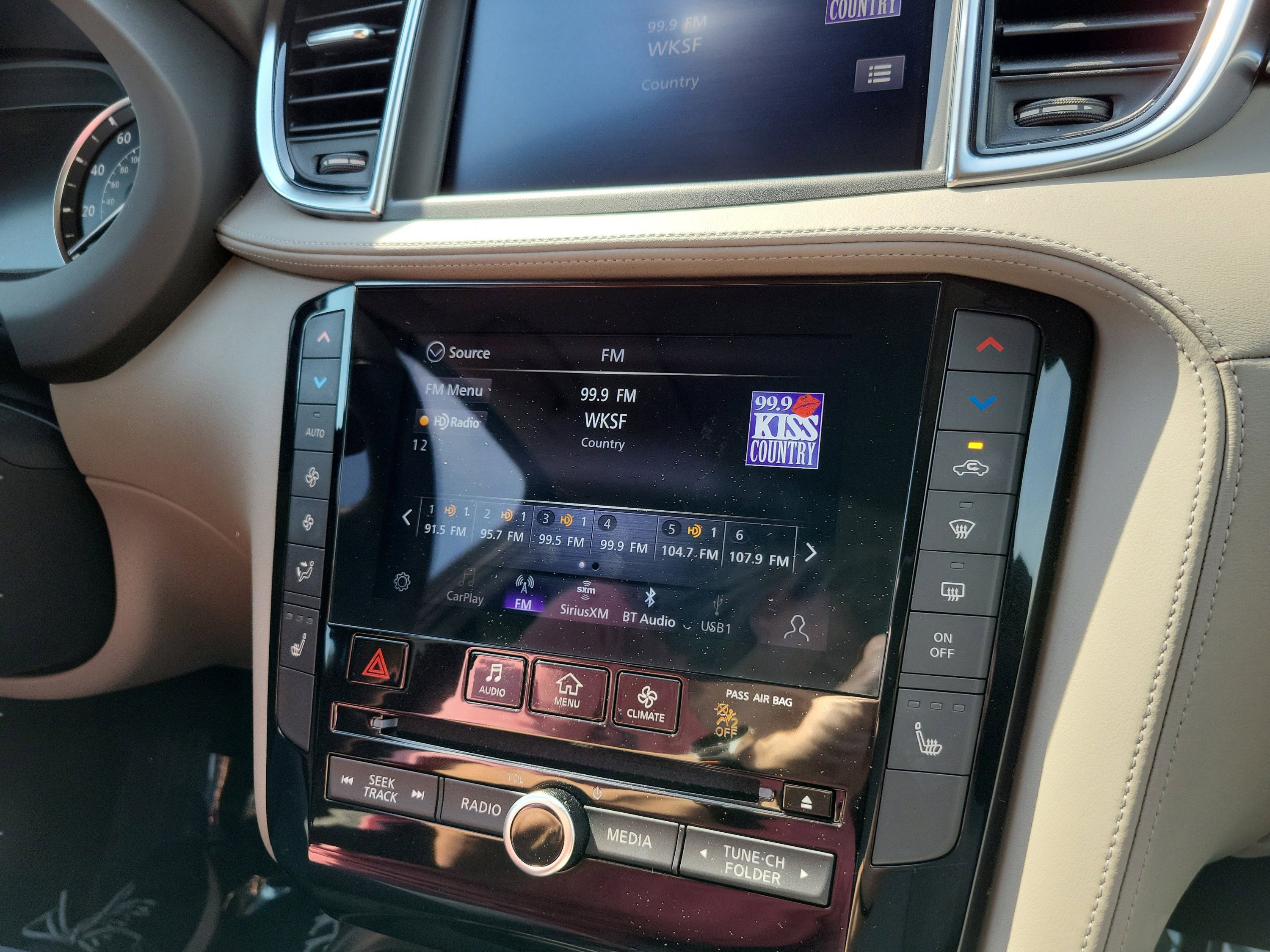 Used 2024 INFINITI QX50 Luxe image 33