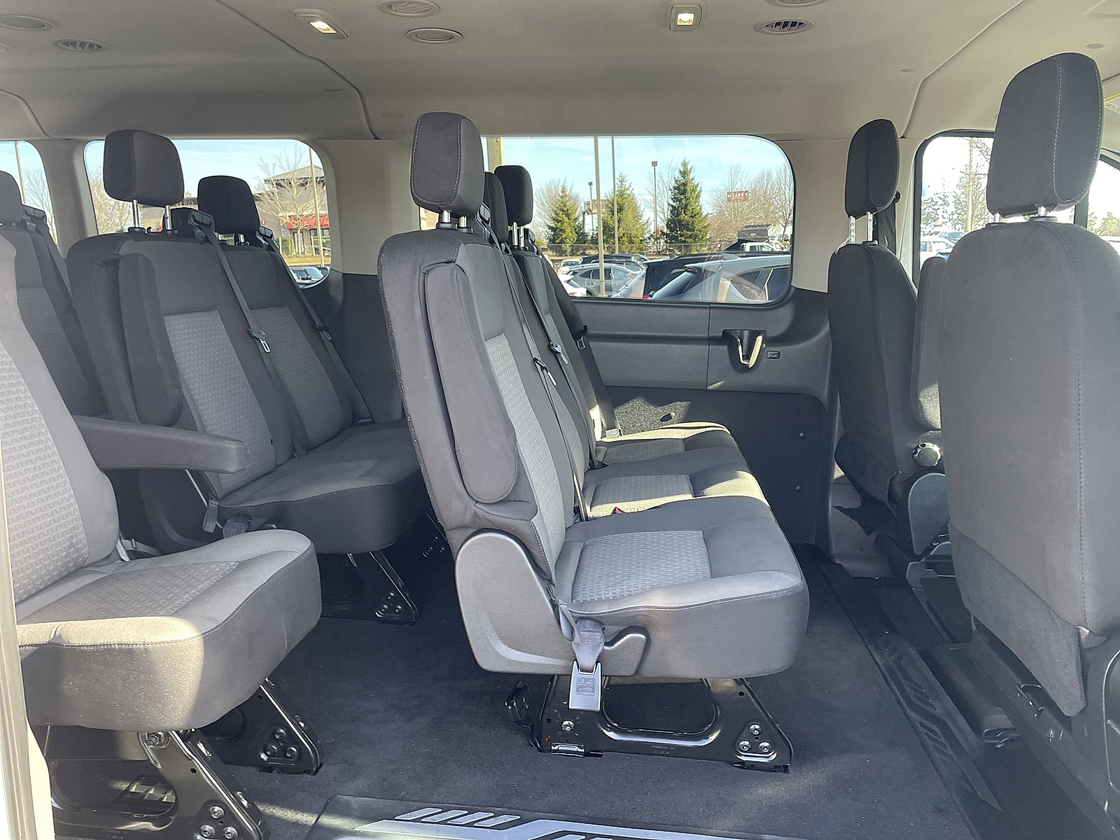 Used 2023 Ford Transit 350 XLT image 11