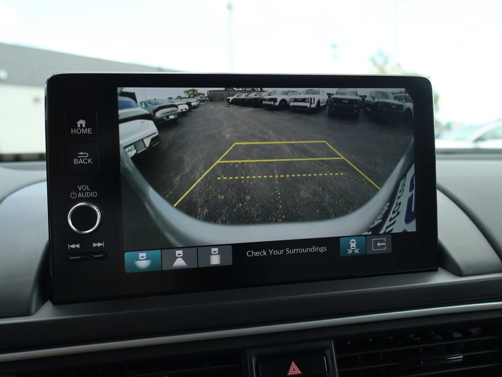 Used 2025 Honda Pilot Touring image 47