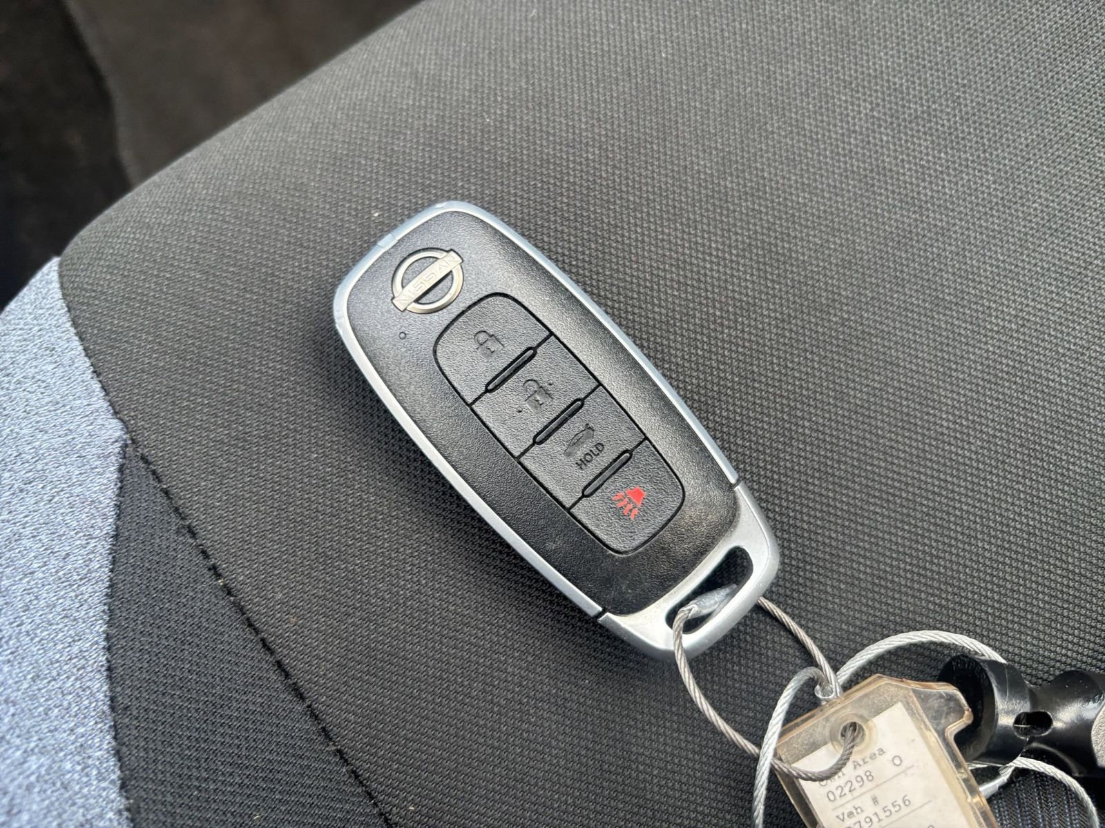 Used 2025 Nissan Versa SV image 21