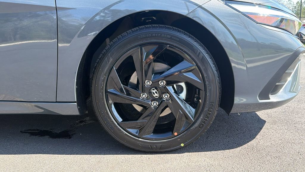 New 2026 Hyundai Elantra Sport image 12