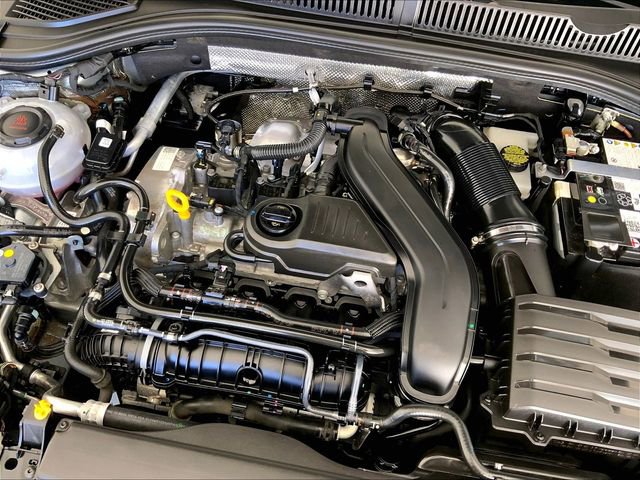 Used 2025 Volkswagen Jetta SE image 31