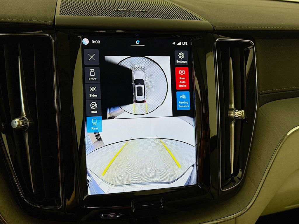 Used 2025 Volvo XC60 T8 Ultra w/ Protection Package Premier image 15