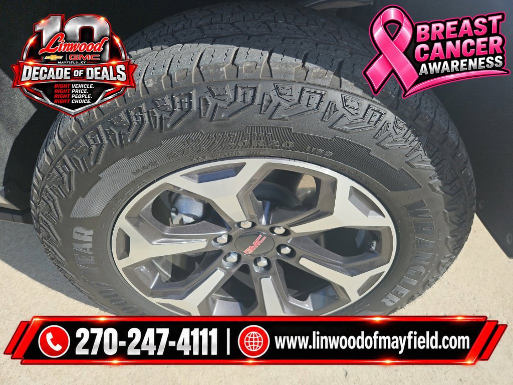 Used 2025 GMC Yukon AT4 Ultimate AWD/4WD image 8