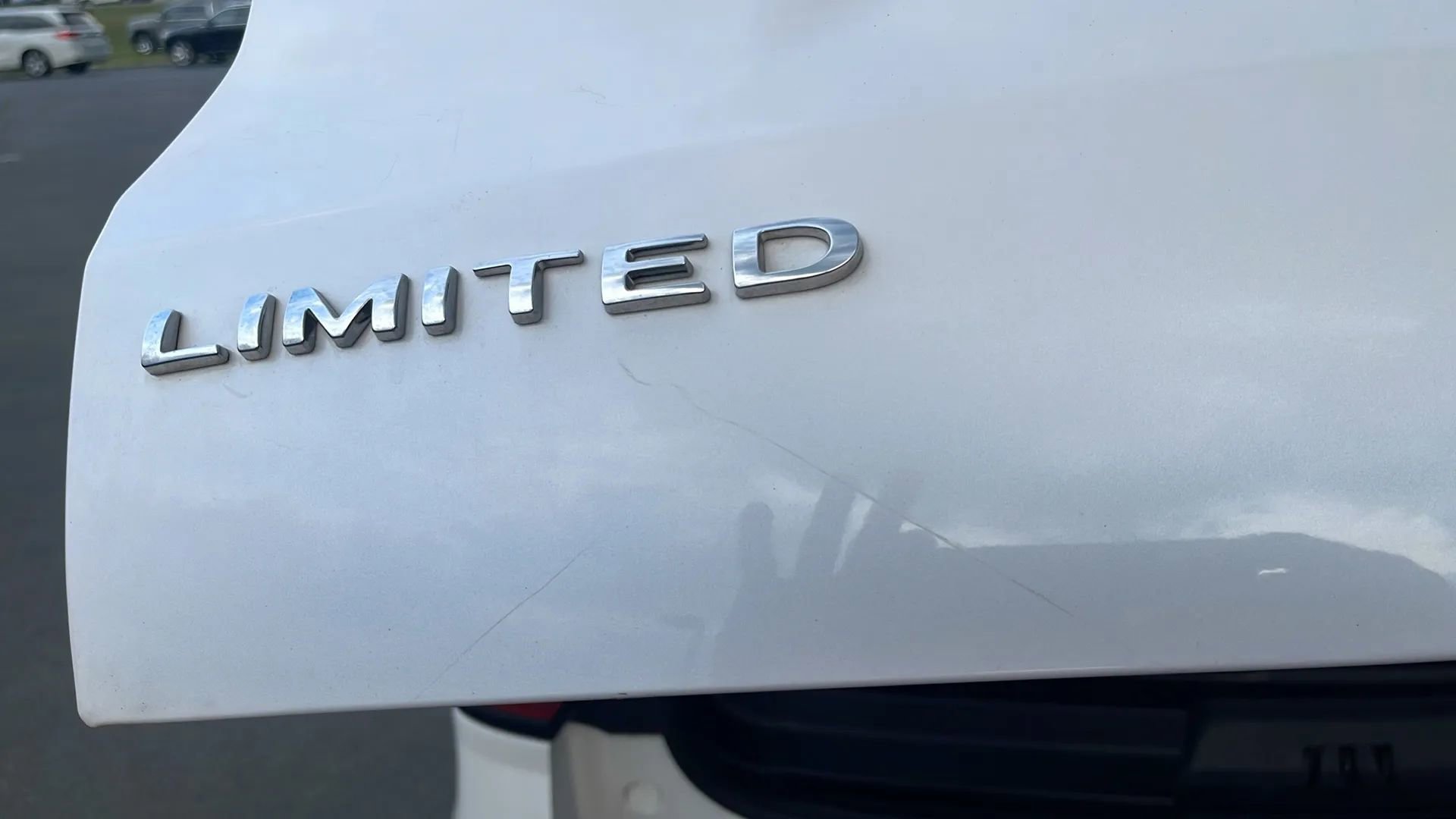 Used 2018 Ford Expedition Max Limited w/ Equipment Group 301A image 5