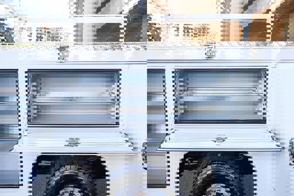 New 2026 Ford F350 XL w/ XL Chrome Package image 33