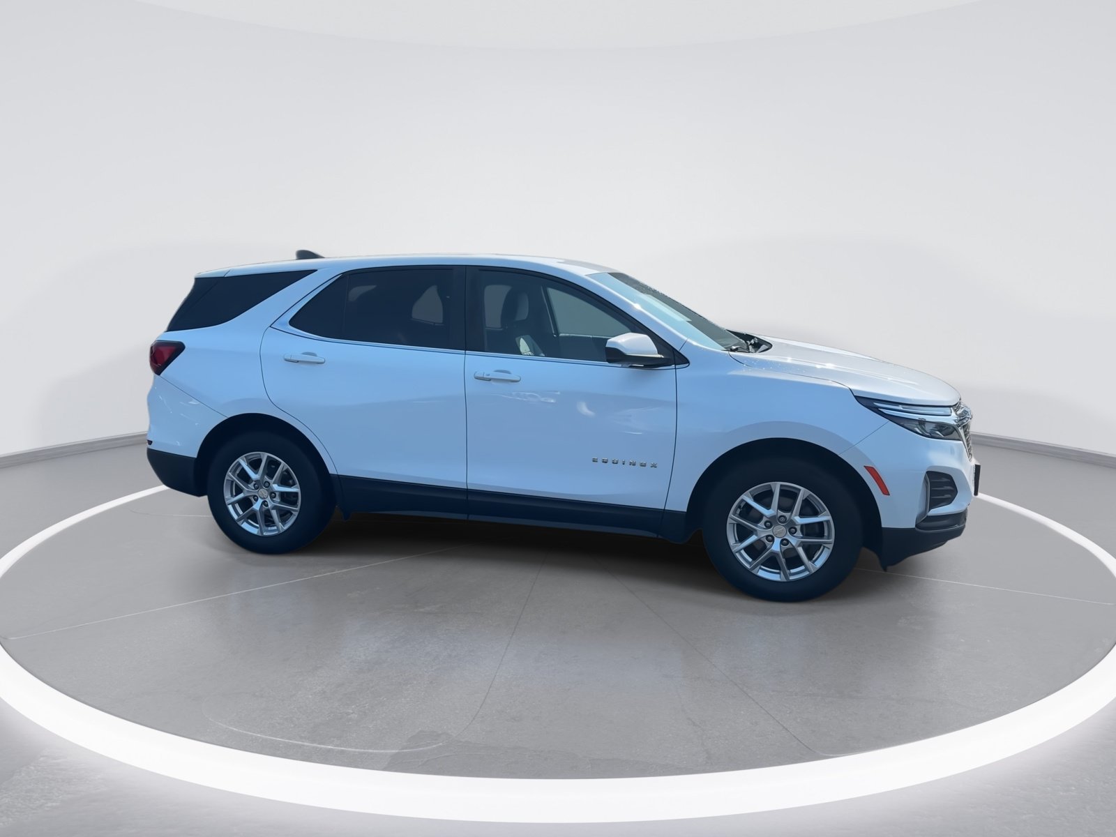 Used 2022 Chevrolet Equinox LT FWD image 10