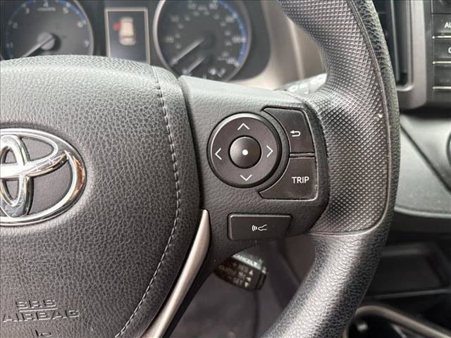 Used 2017 Toyota RAV4 LE w/ Carpet Mat Package AWD/4WD image 17