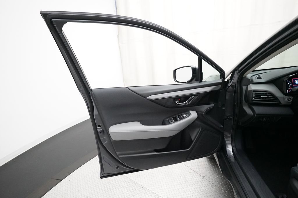 Used 2025 Subaru Outback Premium w/ Popular Package #1A image 29