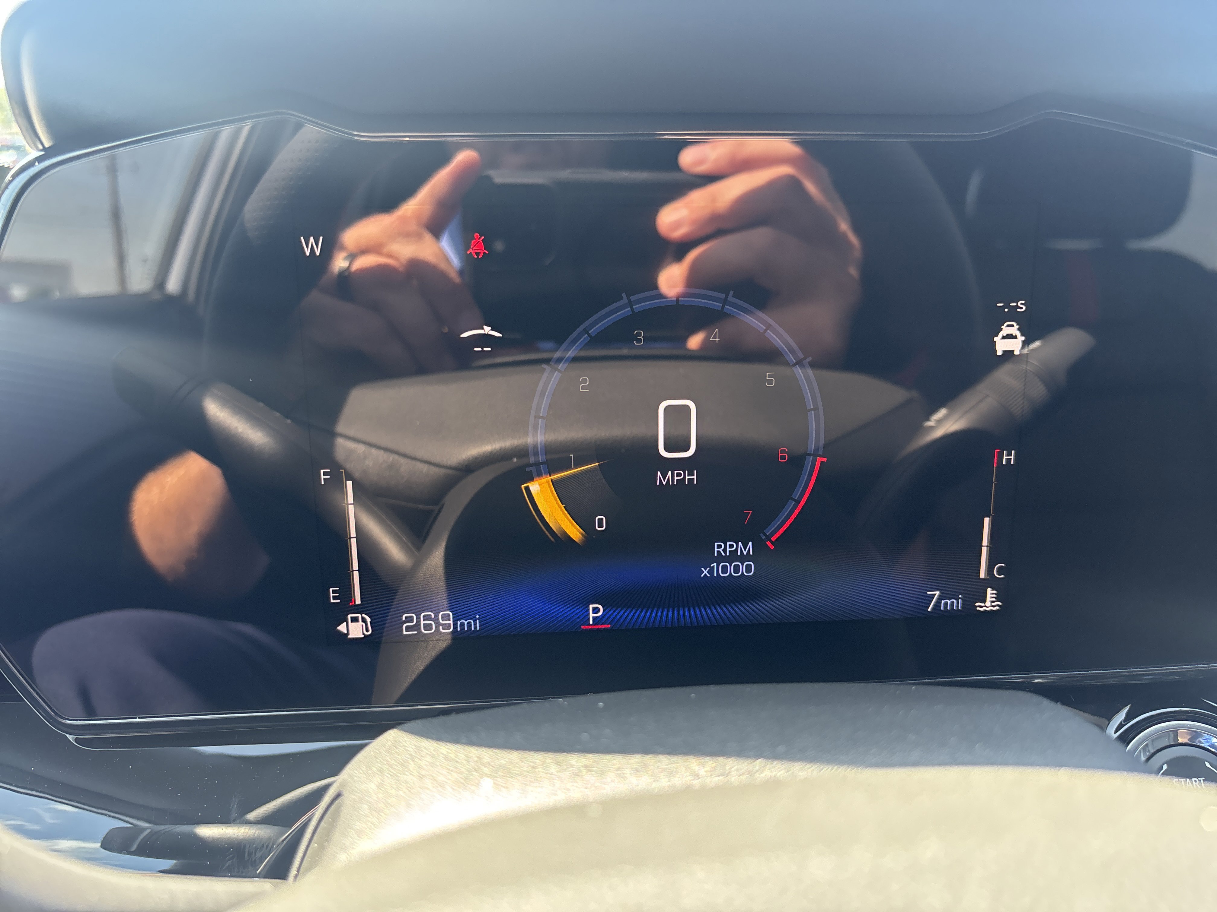 New 2025 Chevrolet Trax RS w/ Driver Confidence Package image 15