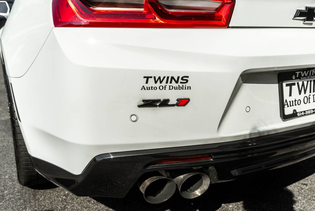 Used 2017 Chevrolet Camaro ZL1 RWD image 34