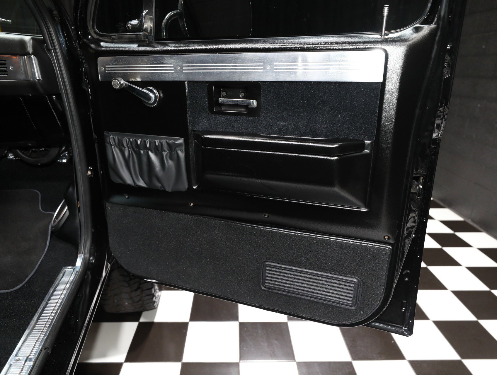 Used 1987 Chevrolet Blazer 4WD image 36