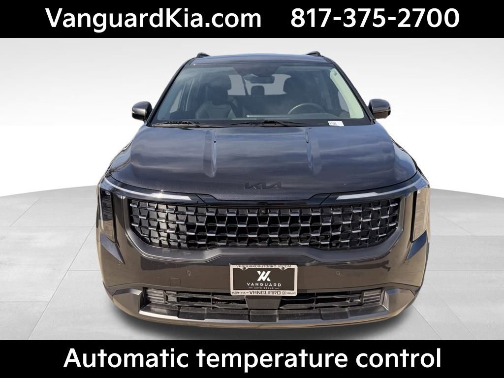 Certified 2025 Kia Carnival SX Prestige image 7