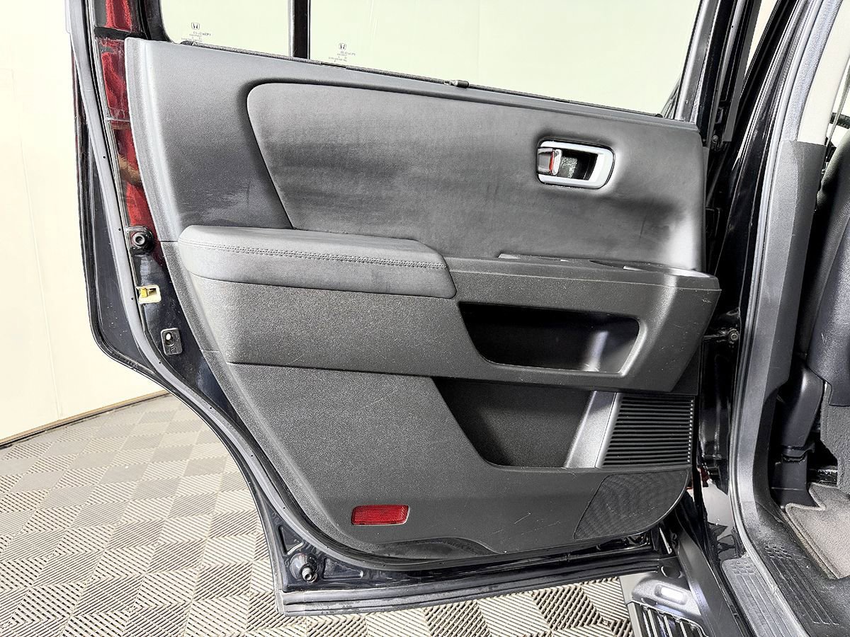 Used 2012 Honda Pilot Touring image 37