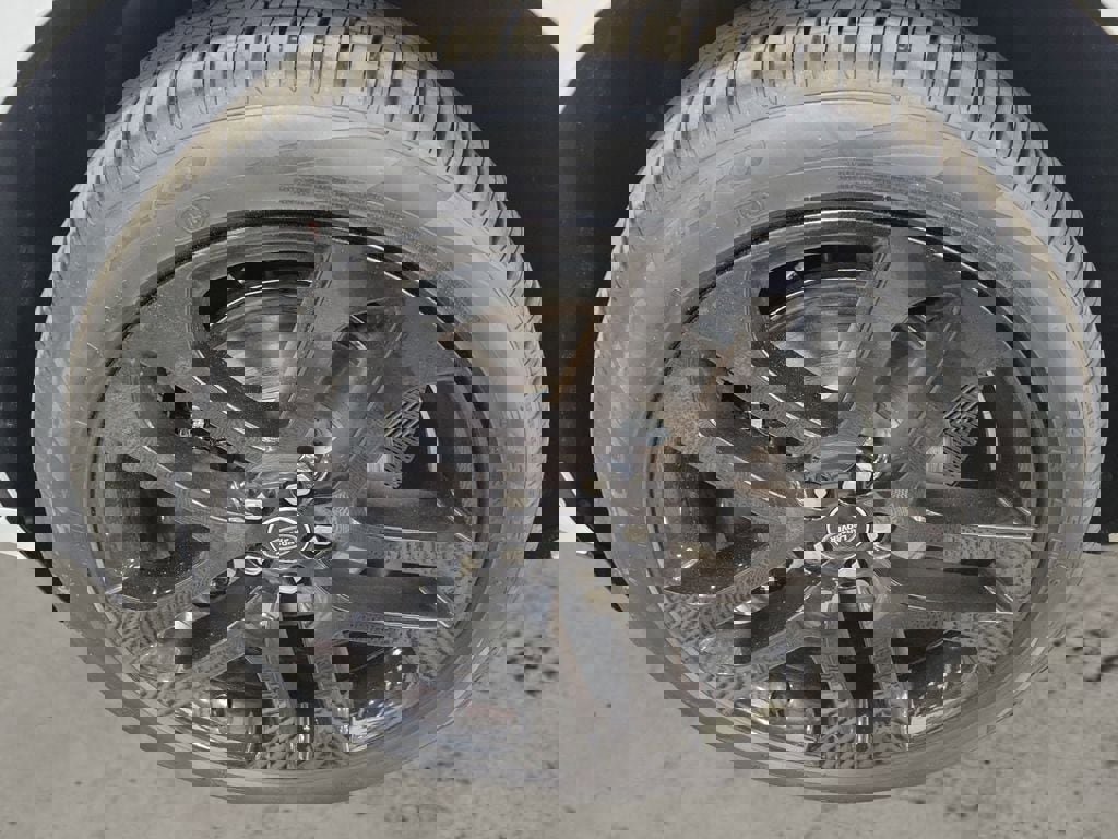 New 2026 Land Rover Range Rover Evoque S image 9